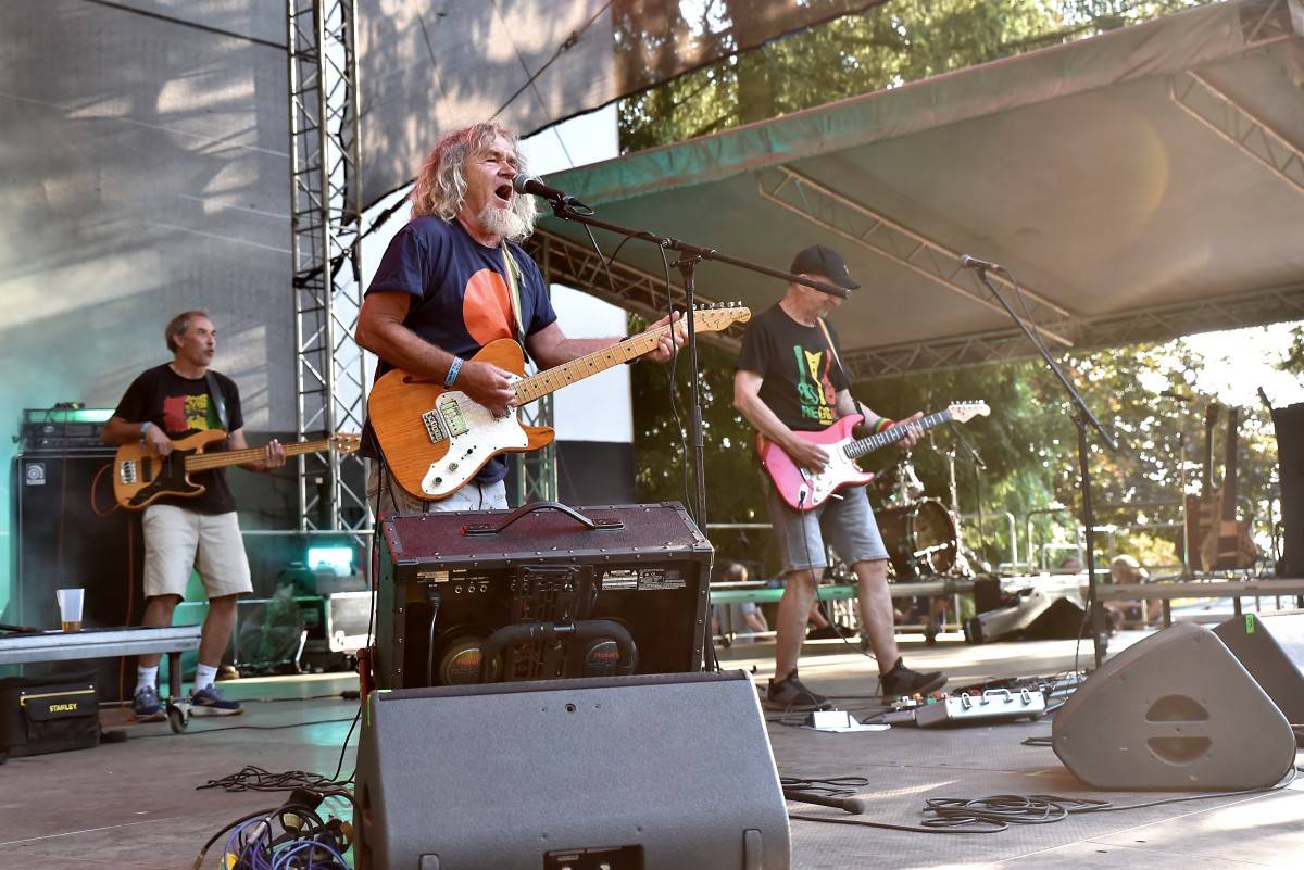 Festival TrutnOFF uzavřeli Znouzectnost, The Beatles Revival, Hally Belly či francouzští Skarface