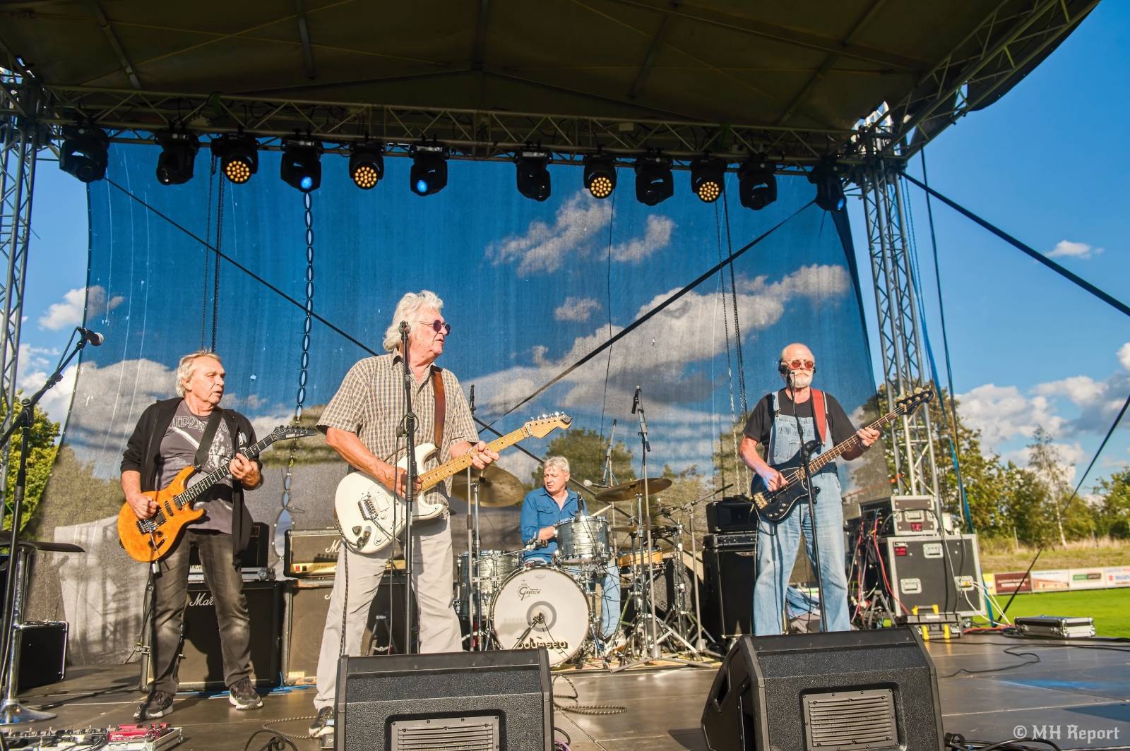 Vejprnice ovládly rockové legendy. Vystoupili Tublatanka, Turbo, Odyssea a Extra Band Revival