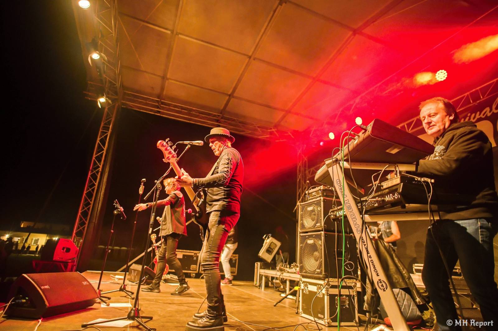 Vejprnice ovládly rockové legendy. Vystoupili Tublatanka, Turbo, Odyssea a Extra Band Revival