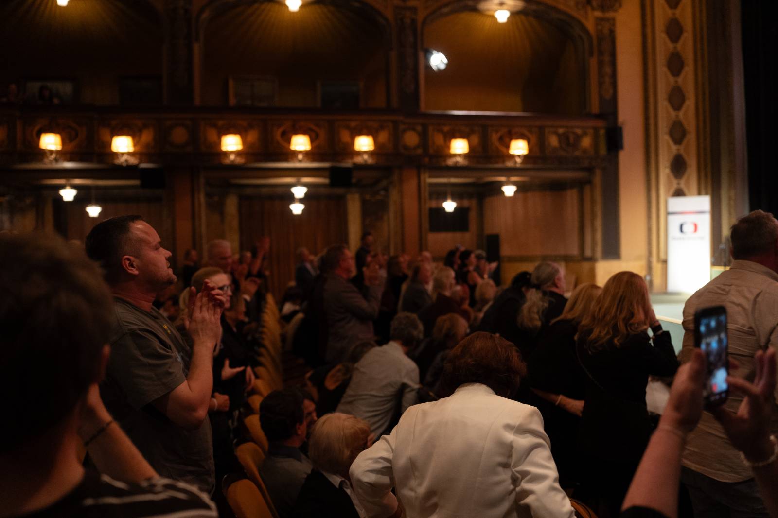 Kino Lucerna promítalo film o Báře Basikové, na premiéru přišli Petr Janda, Vojtěch Dyk i bývalá prezidentka