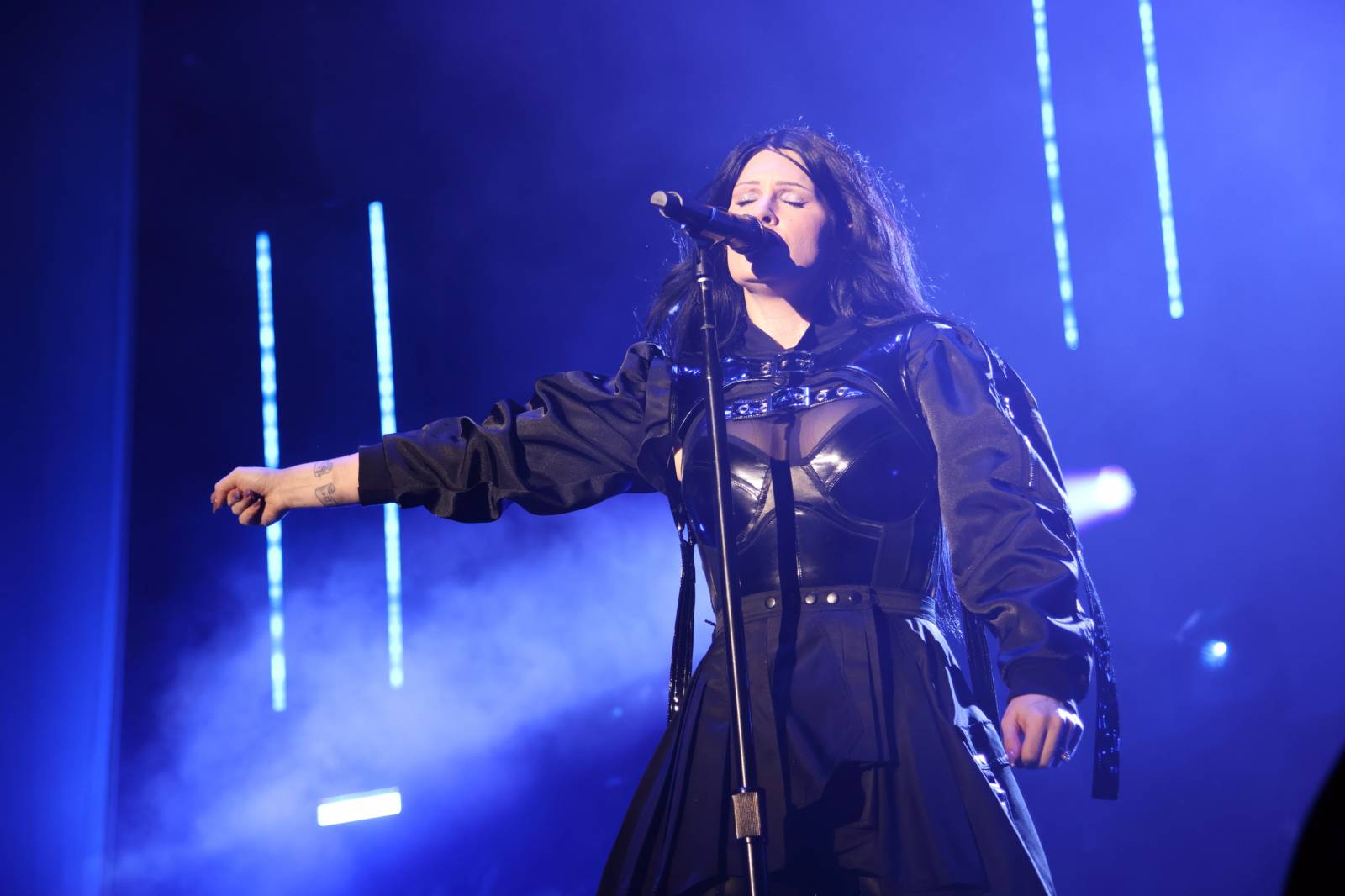 Přes Forum Karlín se prohnalo tsunami. Kanadští Spiritbox přivezli nové album