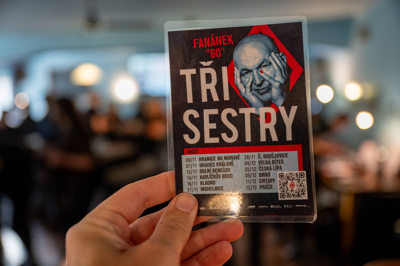 Lou Fanánek Hagen slaví šedesáté narozeniny. Na Staré sokolovně pokřtil knihu a album, které si k jubileu nadělil