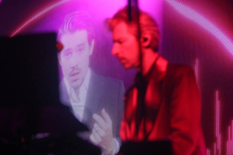 Život, jak jej znáte, skončil, vítali své fanoušky Laibach v Brně. Na Flédě představili album Musick