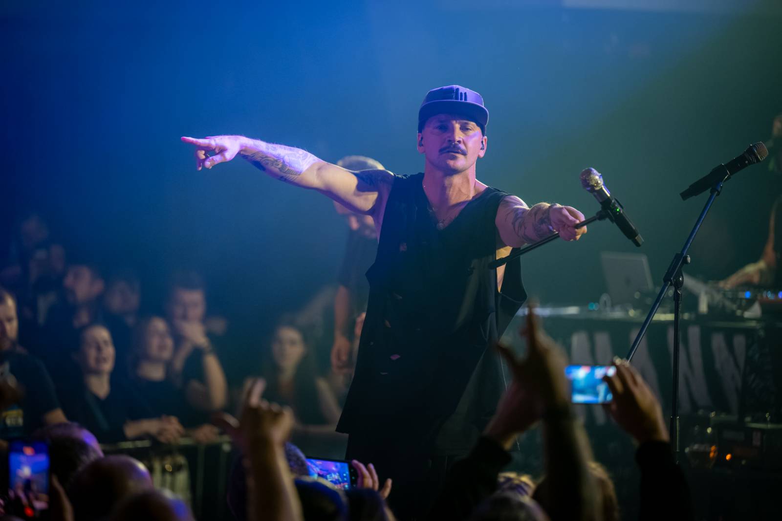 Kombo, které funguje. Elektrïck Mann a Pondělníci vyprodali pražský Lucerna Music Bar
