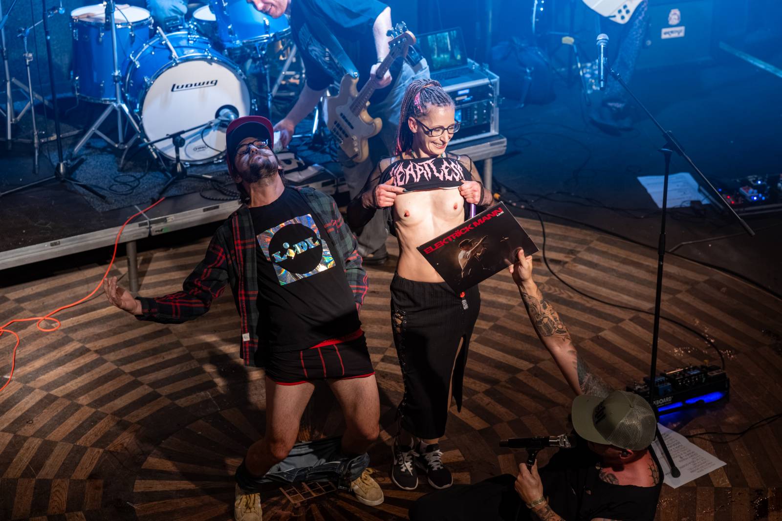 Kombo, které funguje. Elektrïck Mann a Pondělníci vyprodali pražský Lucerna Music Bar
