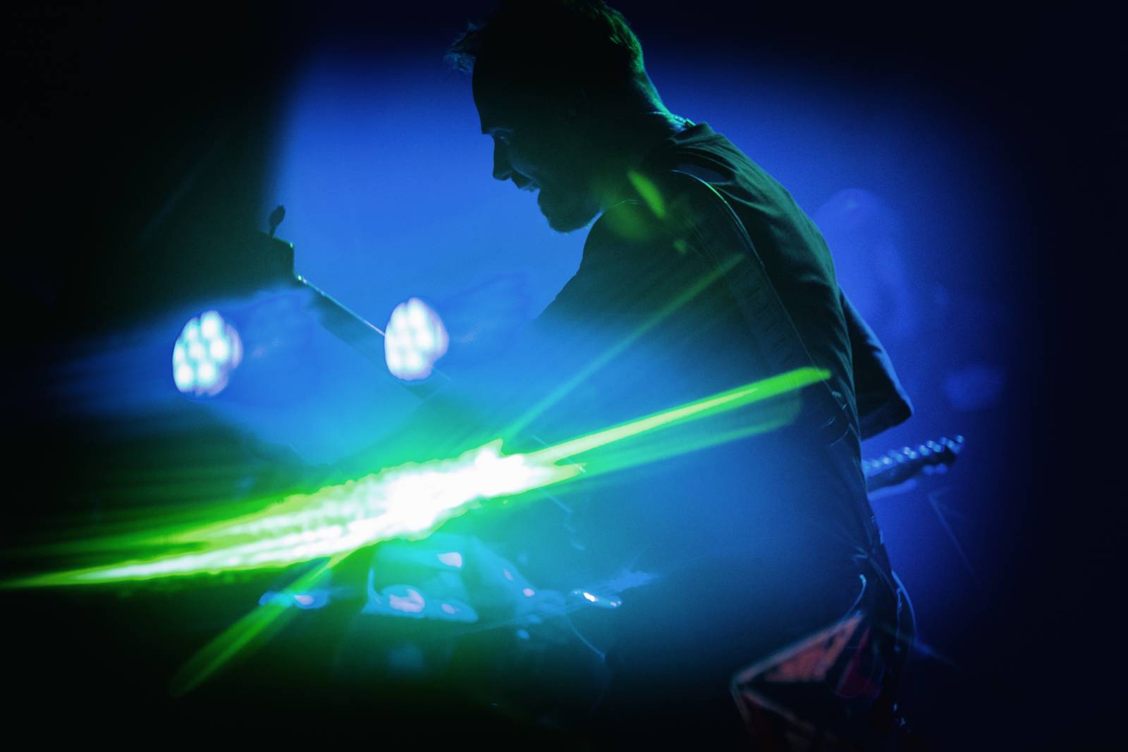 Kombo, které funguje. Elektrïck Mann a Pondělníci vyprodali pražský Lucerna Music Bar