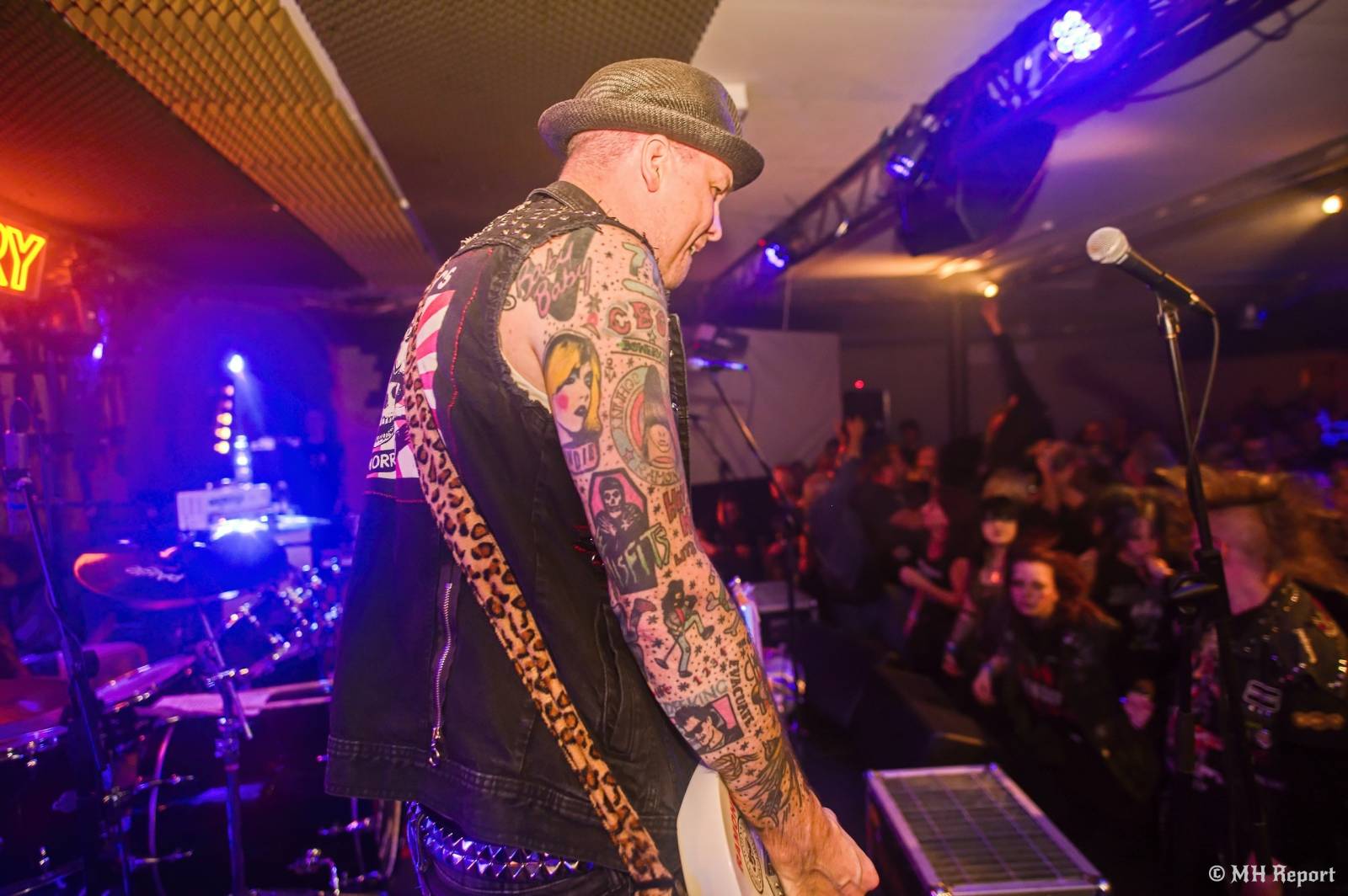 Bože, zachraň punk! SPS a The Fialky se na společném turné zastavili v Plzni