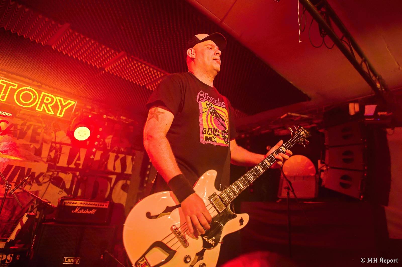Bože, zachraň punk! SPS a The Fialky se na společném turné zastavili v Plzni