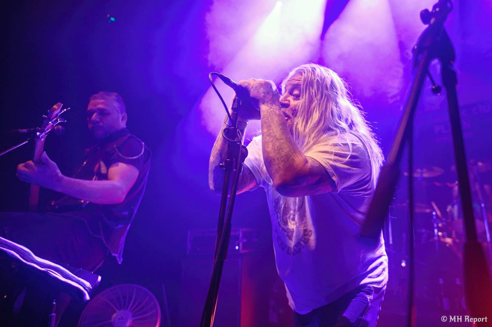 Od rock’n’roll thrashe po punk a elektroniku. Plzeňská Lampa přivítala Zputnik, Šanov 1 a Gaunery
