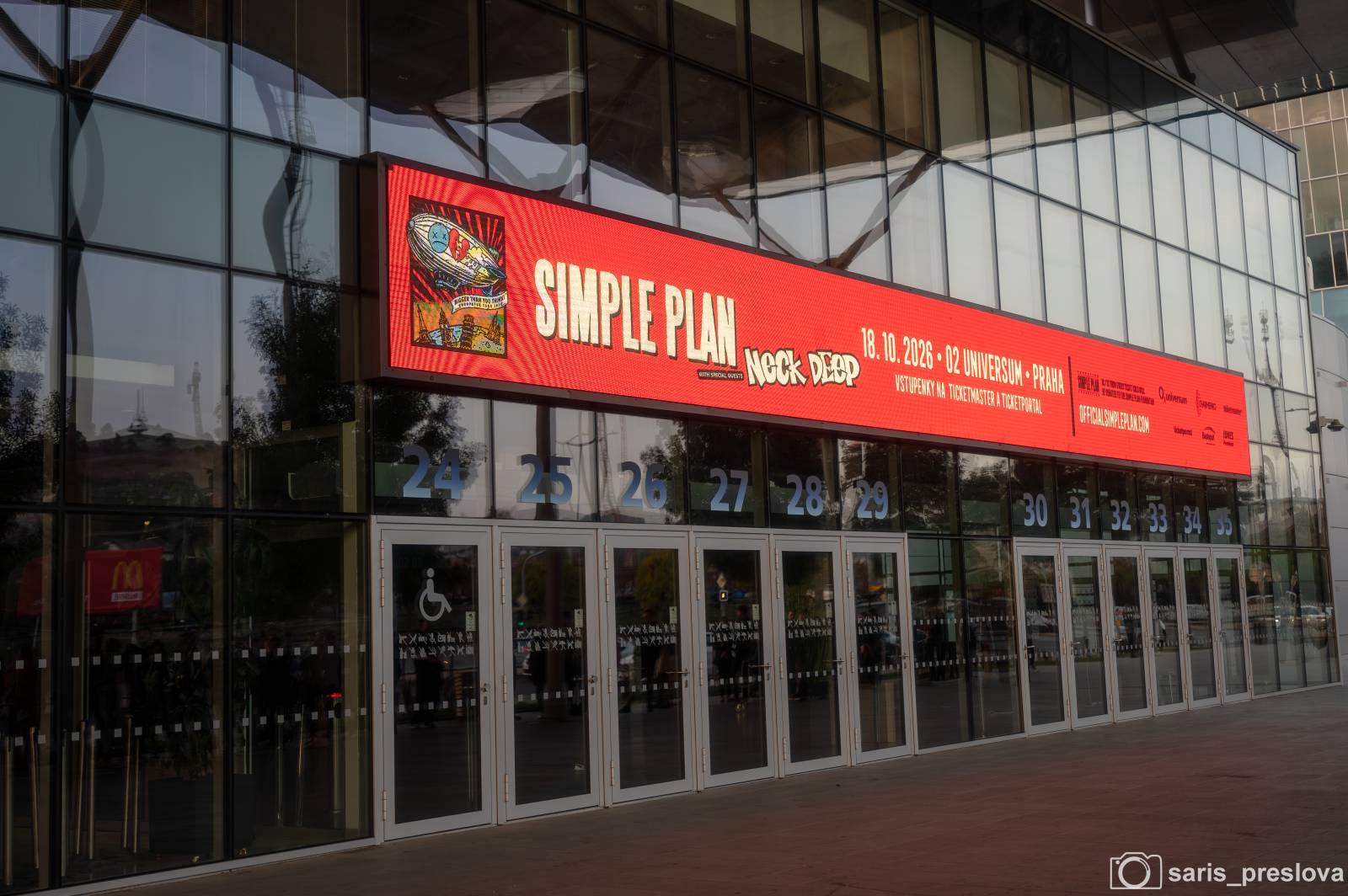 Simple Plan rozpoutali v O2 universu pop-punkovou párty plnou nostalgie
