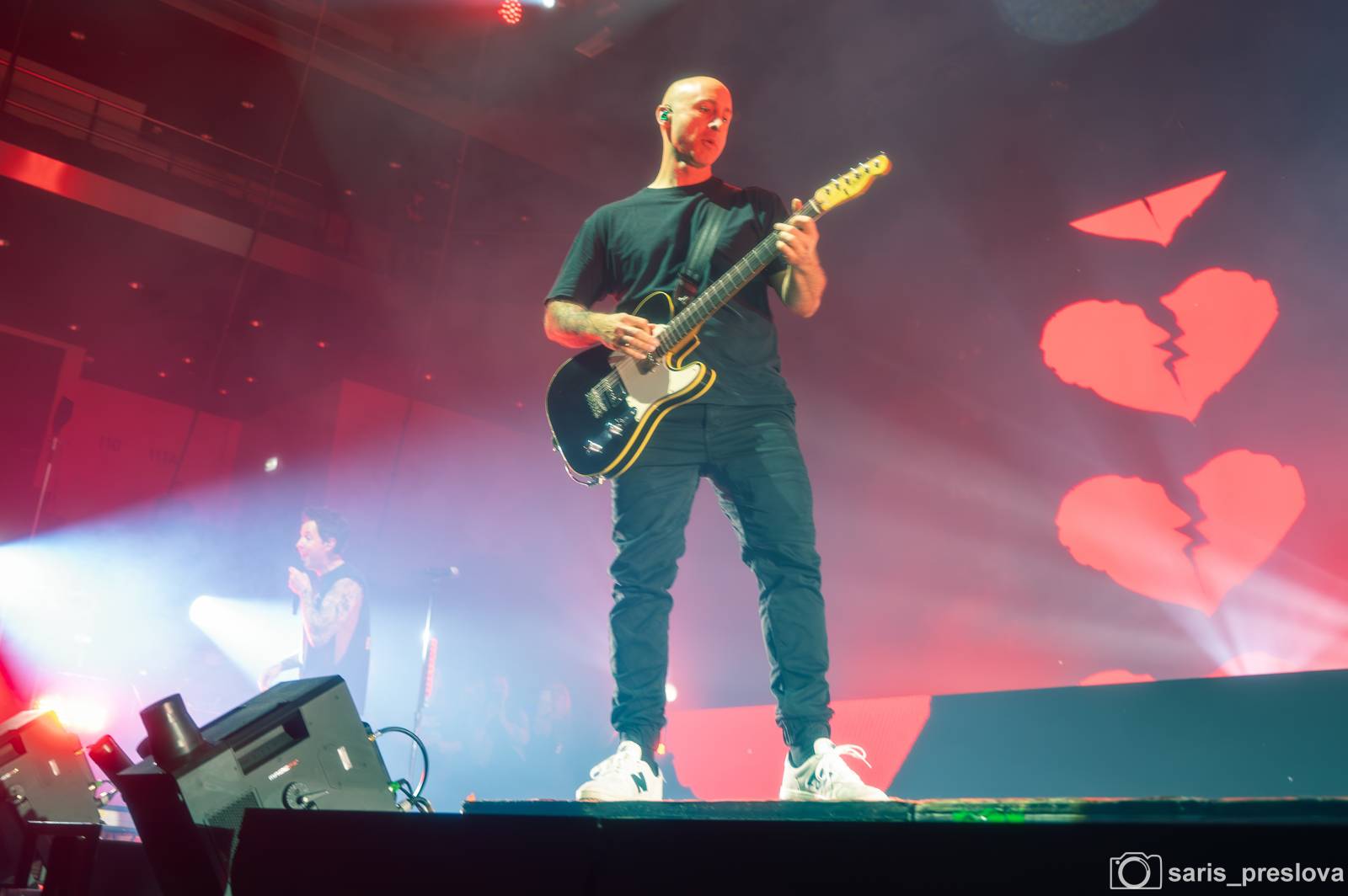 Simple Plan rozpoutali v O2 universu pop-punkovou párty plnou nostalgie