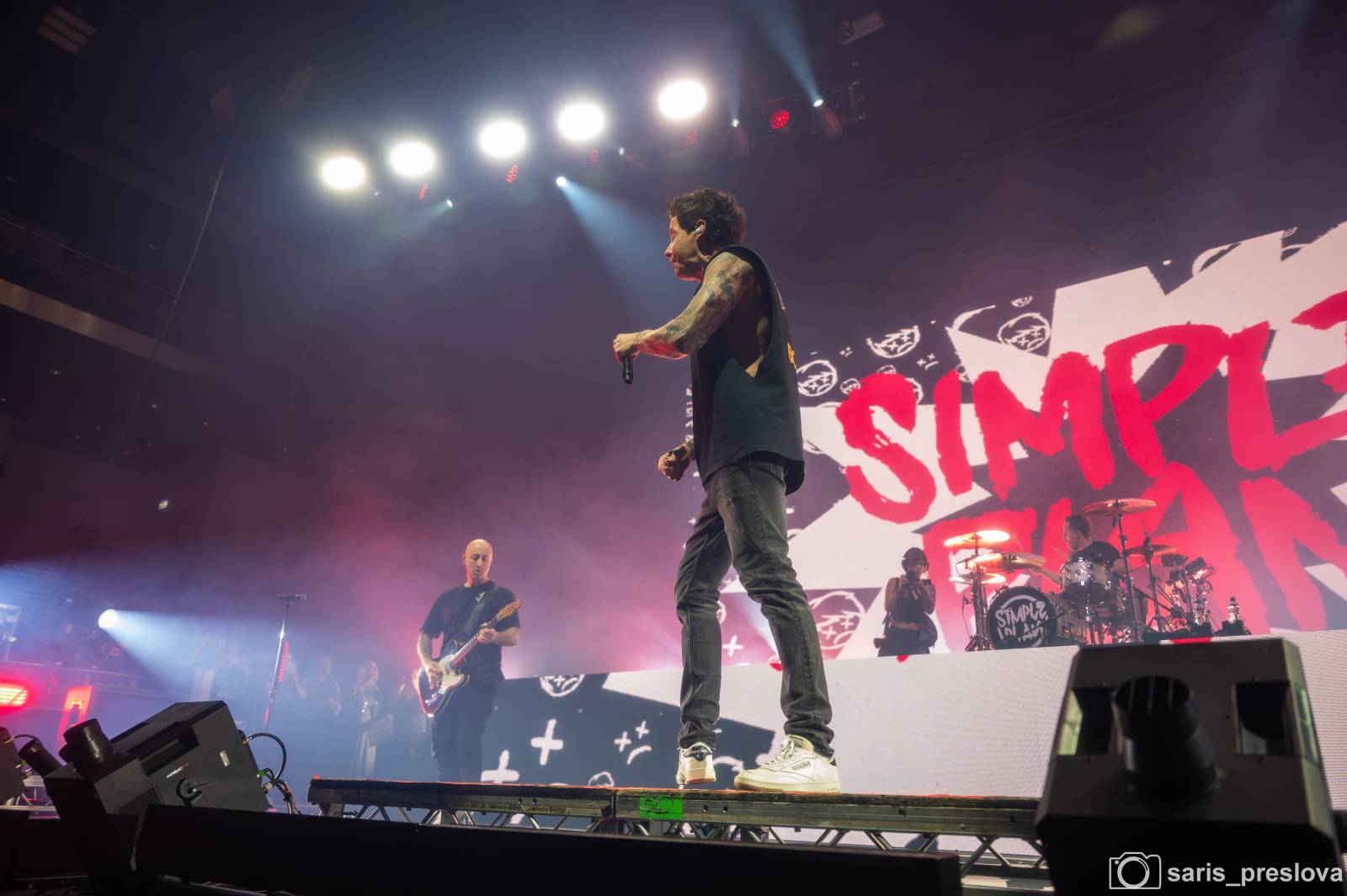 Simple Plan rozpoutali v O2 universu pop-punkovou párty plnou nostalgie