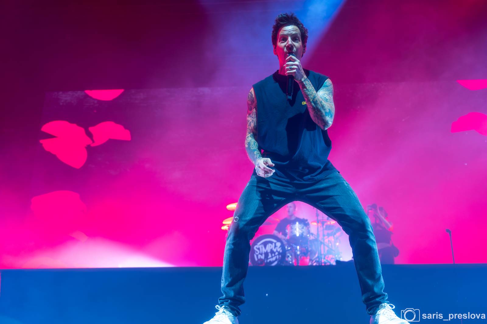 Simple Plan rozpoutali v O2 universu pop-punkovou párty plnou nostalgie