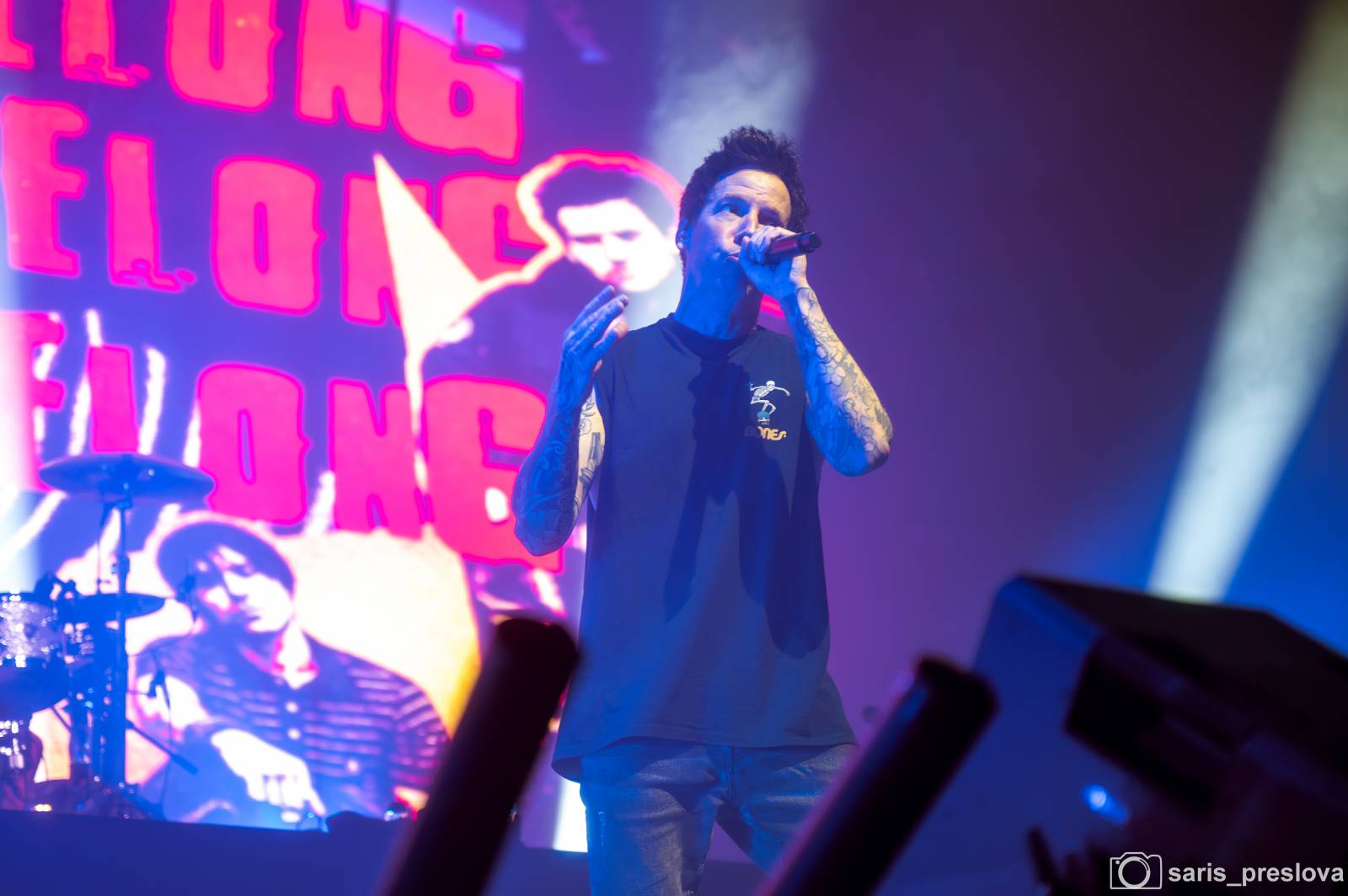 Simple Plan rozpoutali v O2 universu pop-punkovou párty plnou nostalgie