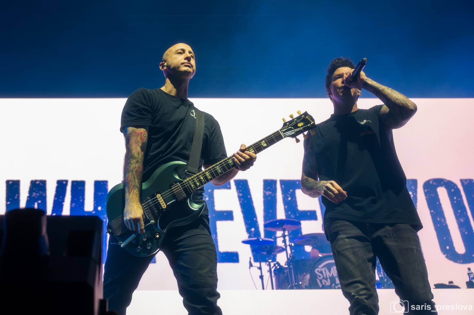 Simple Plan rozpoutali v O2 universu pop-punkovou párty plnou nostalgie