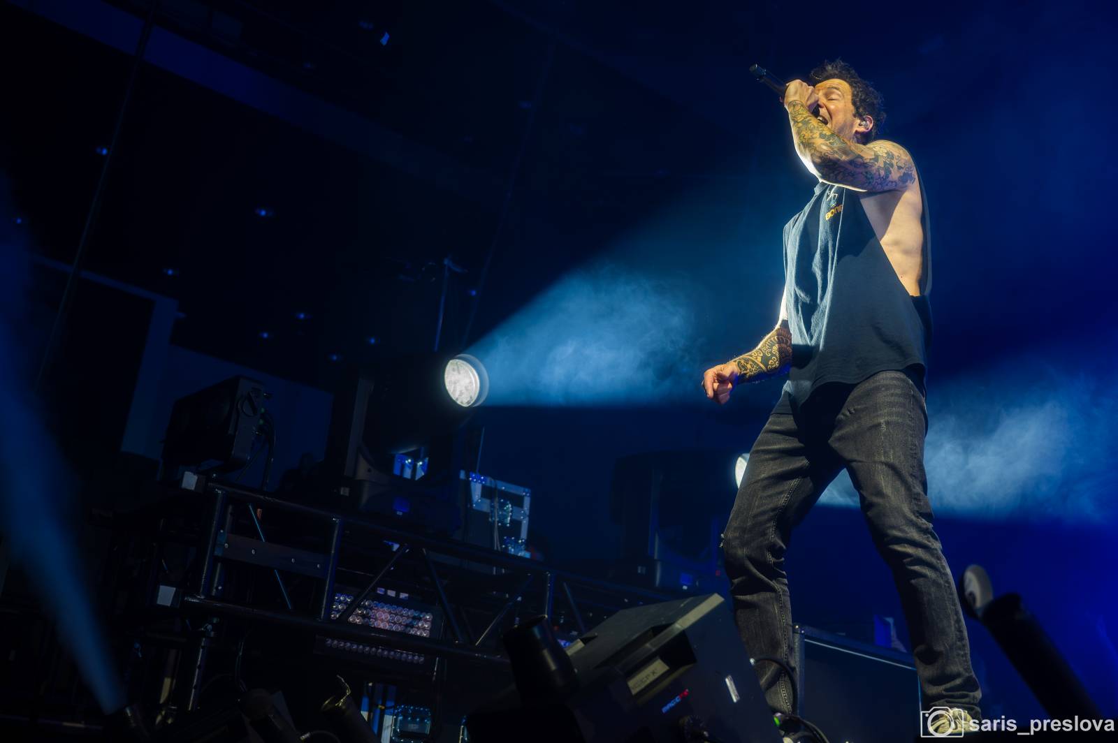Simple Plan rozpoutali v O2 universu pop-punkovou párty plnou nostalgie