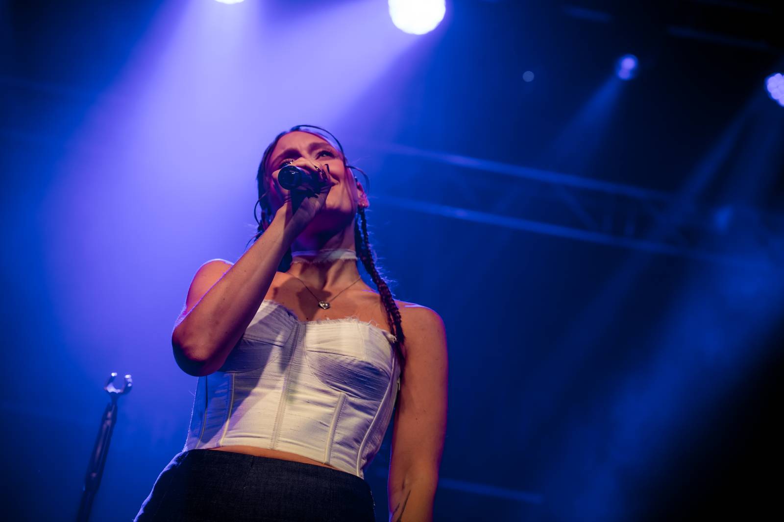 Kateřina Marie Tichá s Bandjezz rozezpívali Brno. Nechyběla ani vzpomínka na Davida Stypku
