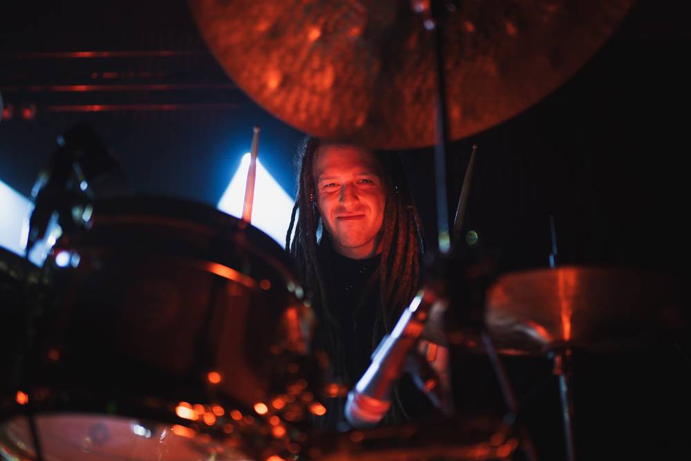 Festival Kopec muziky roztančili FEW, LeeO jr. a Lanugo, mezi koncerty byla otevřená i jam session