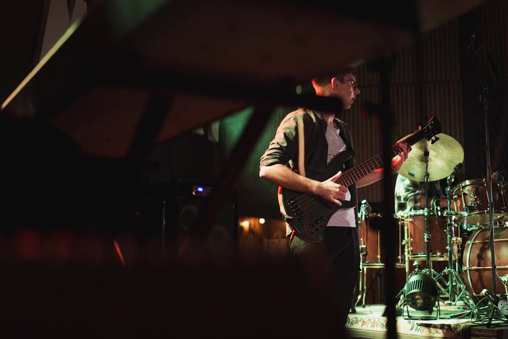 Festival Kopec muziky roztančili FEW, LeeO jr. a Lanugo, mezi koncerty byla otevřená i jam session