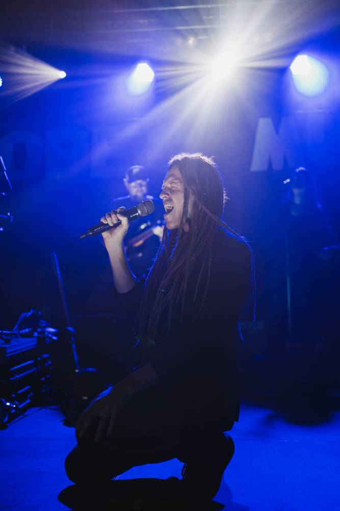 Festival Kopec muziky roztančili FEW, LeeO jr. a Lanugo, mezi koncerty byla otevřená i jam session