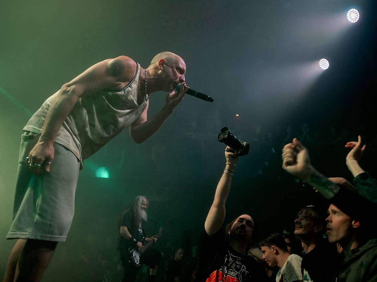 Clawfinger rozsekali Prahu. S Atari Terror a Sickret řádili v SaSaZu