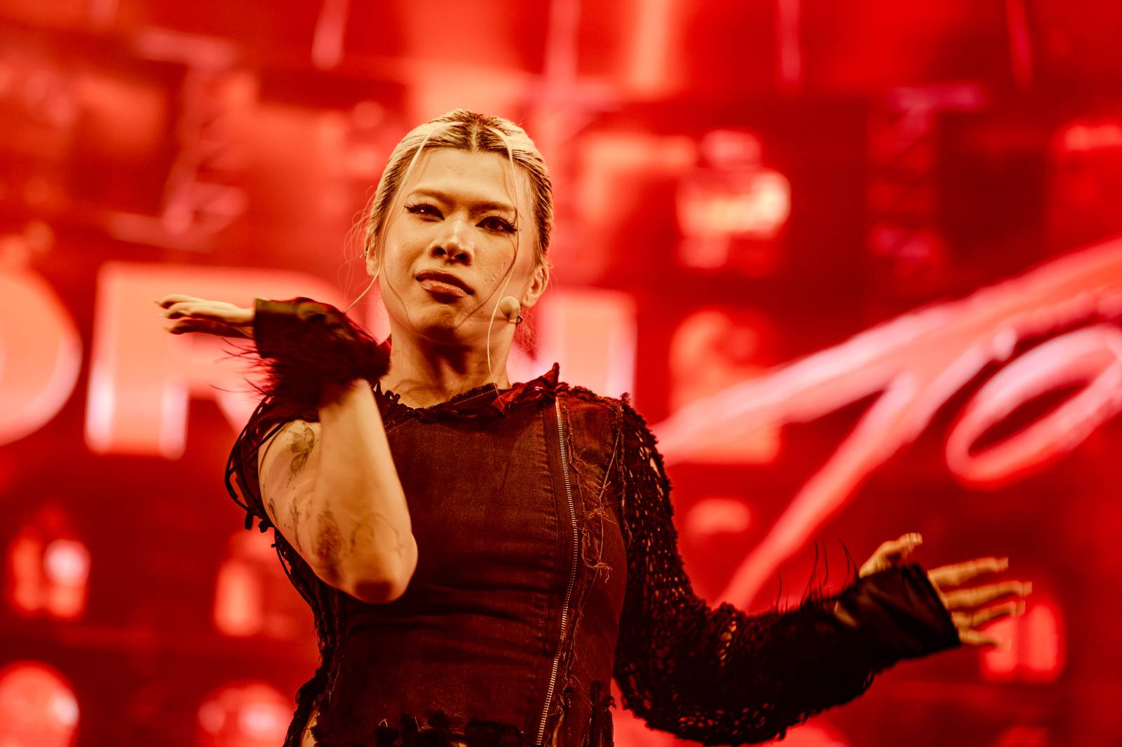 Praha se stala centrem K-Pop kultury. O2 arenou se rozezněly hity z oscarových Demon Hunters i BTS a Katsaye