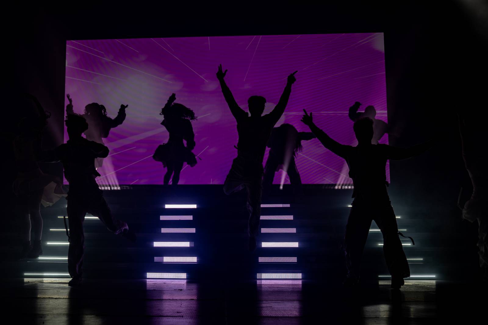 Praha se stala centrem K-Pop kultury. O2 arenou se rozezněly hity z oscarových Demon Hunters i BTS a Katsaye