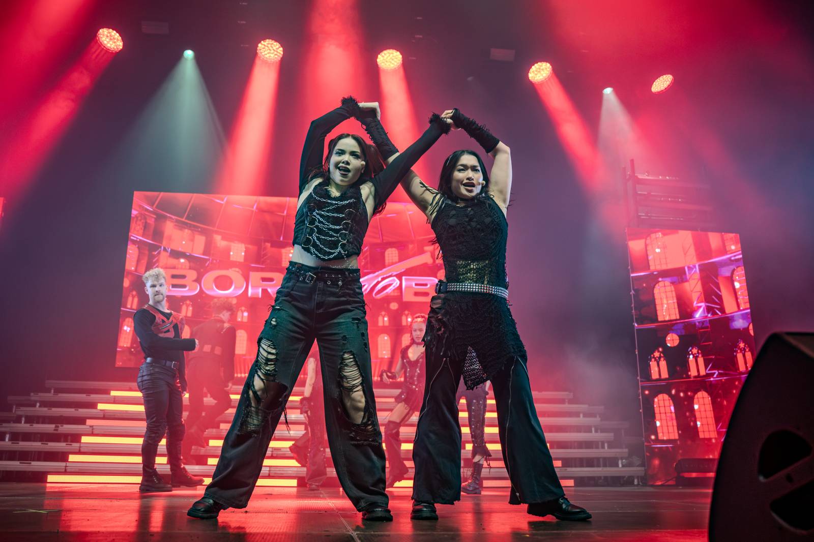 Praha se stala centrem K-Pop kultury. O2 arenou se rozezněly hity z oscarových Demon Hunters i BTS a Katsaye