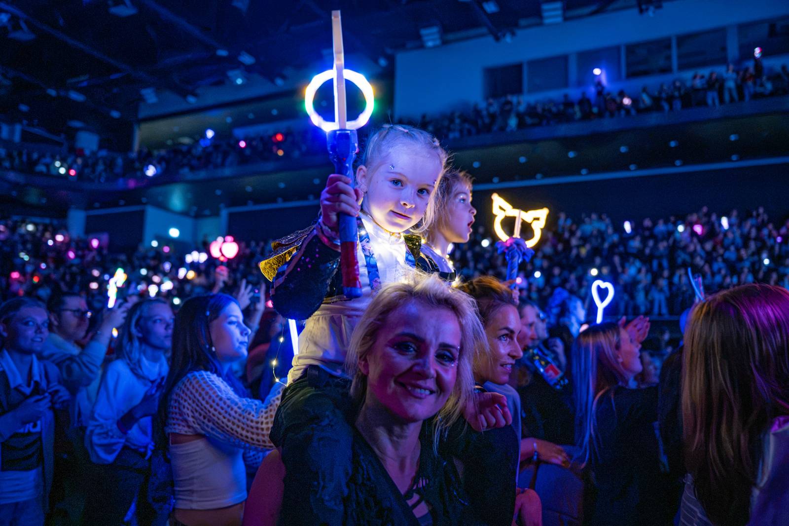 Praha se stala centrem K-Pop kultury. O2 arenou se rozezněly hity z oscarových Demon Hunters i BTS a Katsaye