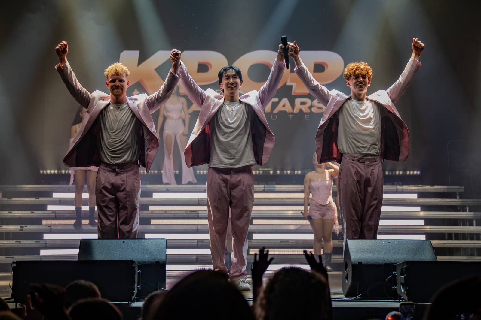 Praha se stala centrem K-Pop kultury. O2 arenou se rozezněly hity z oscarových Demon Hunters i BTS a Katsaye