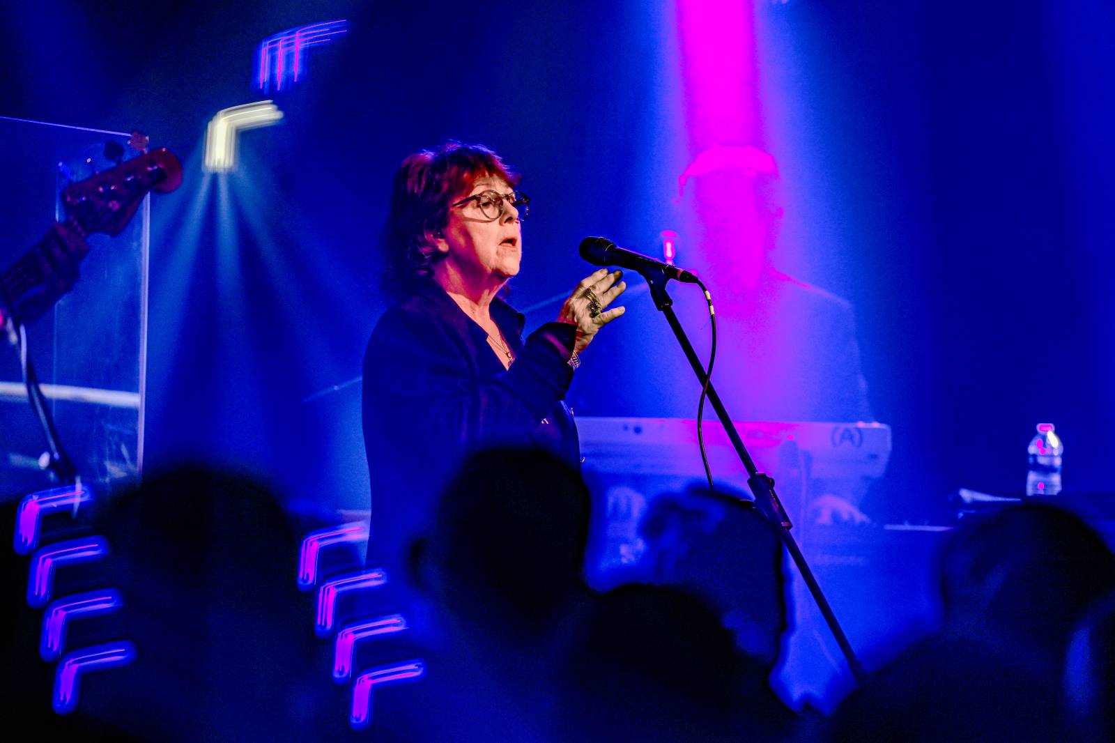 Hlas hitů Mikea Oldfielda se vrátil do Česka. Maggie Reilly zářila v Lucerna Music Baru