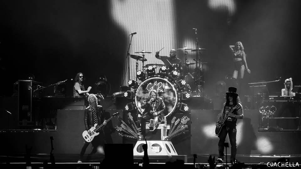 LIVE: Návrat Guns N' Roses? Na Coachelle si sáhli na dno