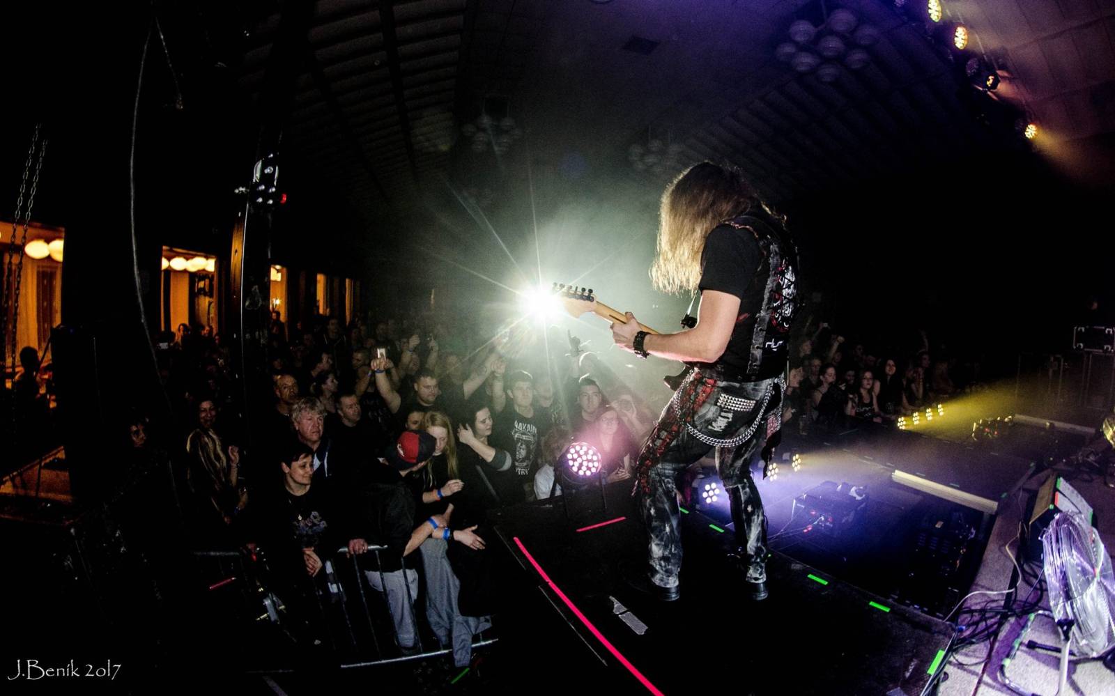 Dymytry odstartovali své jarní turné vyprodaným sálem, představili i nový klip