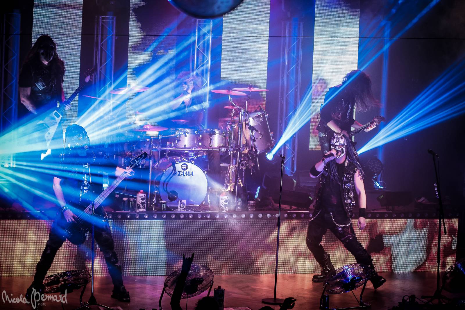 ROCKBLOG: Dymytry vyrazili na Svijany Tour 2017. Na obou úvodních koncertech řádily nadpřirozené bytosti!