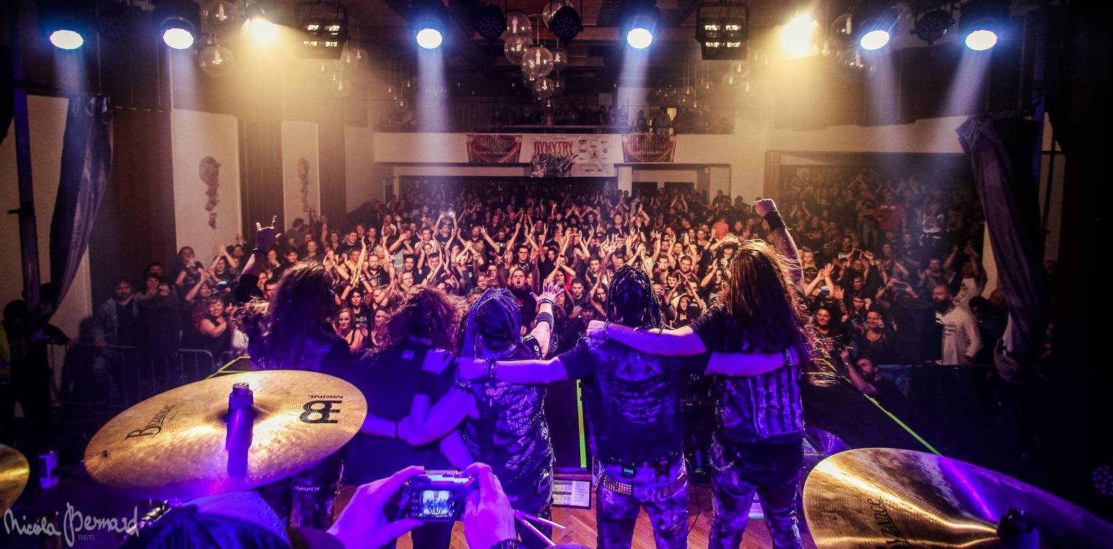 ROCKBLOG: Dymytry vyrazili na Svijany Tour 2017. Na obou úvodních koncertech řádily nadpřirozené bytosti!