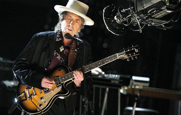 LIVE: Elegán Bob Dylan za sebe v Brně nechal mluvit svou hudbu