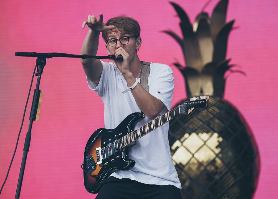 LIVE: Úvodní den Aerodrome festivalu si podmanil Wiz Khalifa s obřími jointy