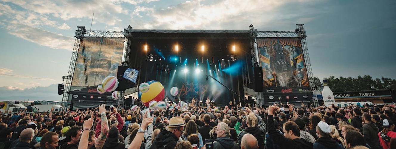 Mighty Sounds nabídne punkrock, rock'n'roll či reggae. Do Tábora se řítí Royal Republic, Dub FX i Anti-Flag!