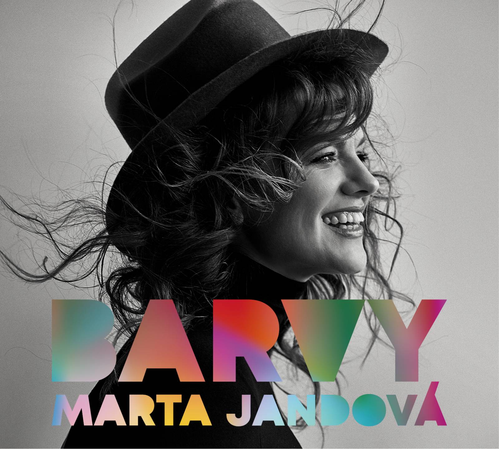 RECENZE: Marta Jandová si udělala radost sólovou deskou Barvy
