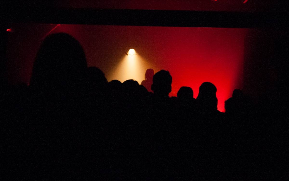 LIVE: Anna von Hausswolff's BADA rozduněla celou loď na Vltavě