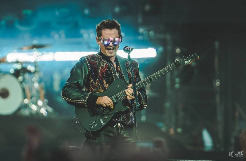 LIVE: Muse nás vrátili do osmdesátek. Udělali by ale nejlépe, kdyby pořád něco nevymýšleli