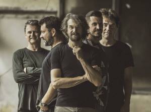 Dan Bárta & Illustratosphere ruší kvůli nemoci první část plánovaného turné