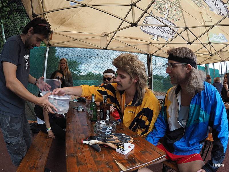 Milovníci hudby a sportu, pozor! Šampionát kapel v nohejbalu startuje už ve středu