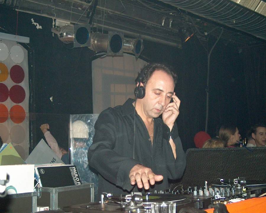 Zemřel José Padilla, legenda chilloutové hudby a fenoménu Café Del Mar