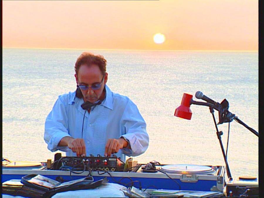 Zemřel José Padilla, legenda chilloutové hudby a fenoménu Café Del Mar