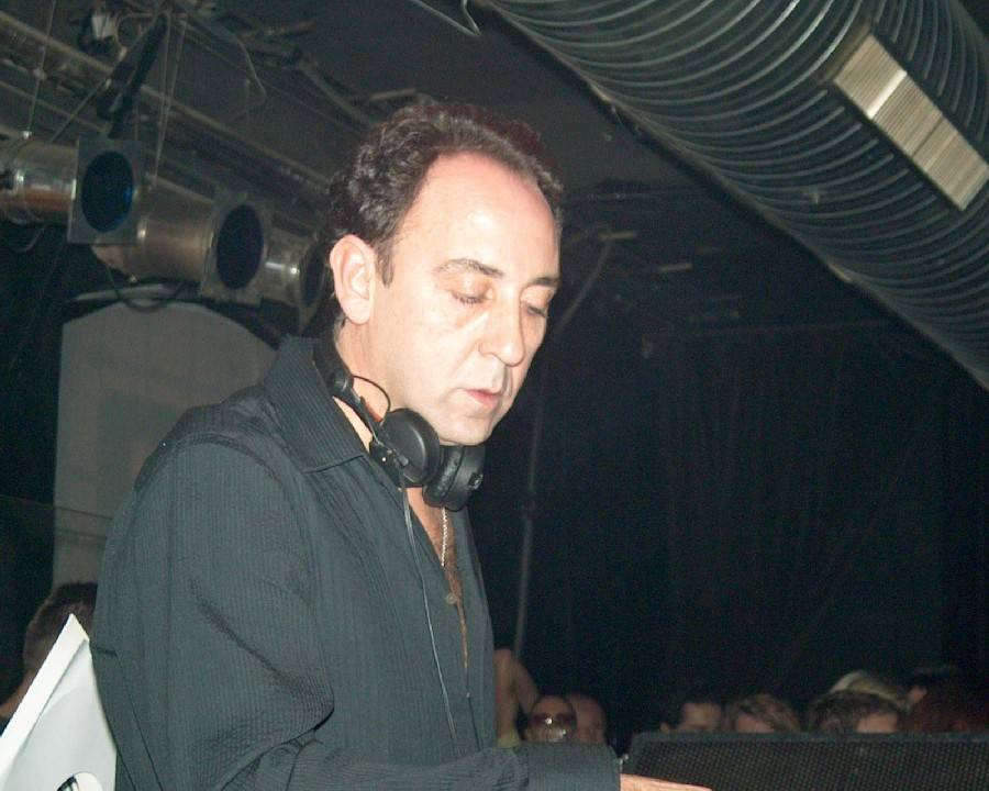 Zemřel José Padilla, legenda chilloutové hudby a fenoménu Café Del Mar