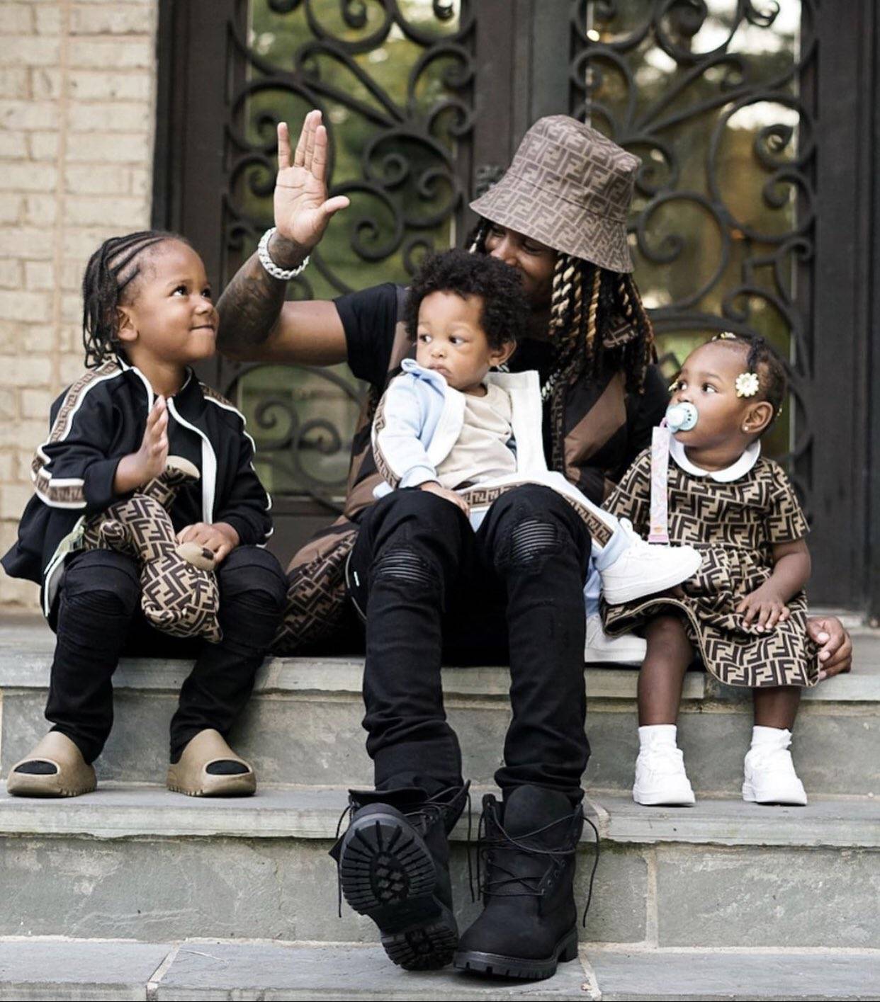 Zemřel rapper King Von, zastřelili ho před nočním klubem