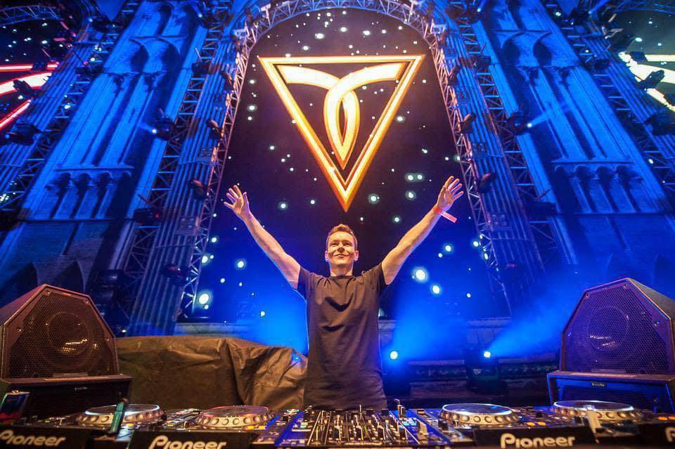 DJ Thomas Coastline podlehl rakovině, bylo mu pouhých 35 let