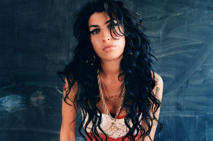 Rodina Amy Winehouse chystá dokument k výročí deseti let od její smrti