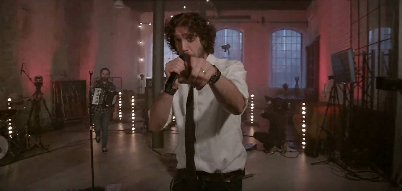 LIVE: Kapela Jelen odehrála energický koncert, pokřtila na něm novou desku